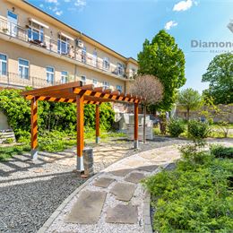 NA PREDAJ REZIDENČNÝ DOM SO STAVEBNÝM POVOLENÍM | STARÉ MESTO - MOYZESOVA ULICA