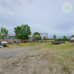 Predaj, komerčný objekt Dolné Orešany, pozemok 1828 m²