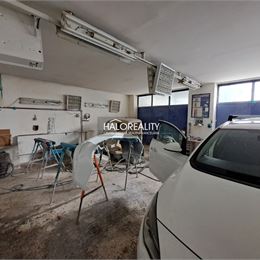 Predaj, komerčný objekt Dolné Orešany, pozemok 1828 m²