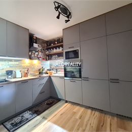 Predaj, trojizbový byt Donovaly, apartmán v Šafráne kompletme prerobený