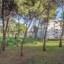 Útulný byt na predaj v Parque Antena, Estepona, Španielsko 82 m2