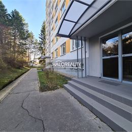 Predaj, trojizbový byt Banská Bystrica, Podháj - ZNÍŽENÁ CENA