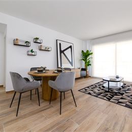 Na predaj nádherný byt s tromi spálňami, terasou a bazénom 2+1, San Javier, Costa Calida Španielsko