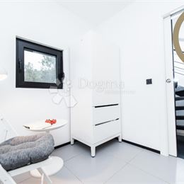 Na predaj – Vila s jacuzzi a výhľadom na more – Dragove, Sali, 94,50m2 Chorvátsko