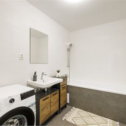 Slnečný 3-izbový byt na predaj v centre | 82m²