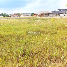 Predaj, pozemok pre rodinný dom 793m² Hrádok