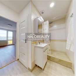 Predaj, garsónka Žiar nad Hronom, centrum mesta, s lodžiou - EXKLUZÍVNE HALO REALITY