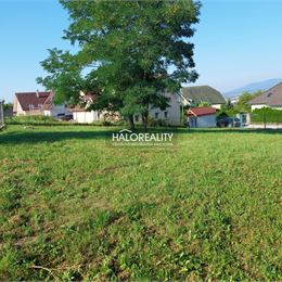 Predaj, pozemok pre rodinný dom 690m² Prievidza - EXKLUZÍVNE HALO REALITY