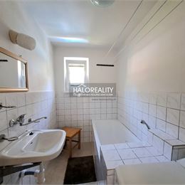 Predaj, rodinný dom Čavoj, pozemok 687m² - EXKLUZÍVNE HALO REALITY