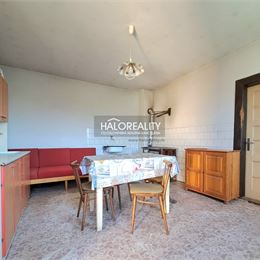 Predaj, rodinný dom Diviacka Nová Ves, Vrbany, pozemok 1044m² - EXKLUZÍVNE HALO REALITY