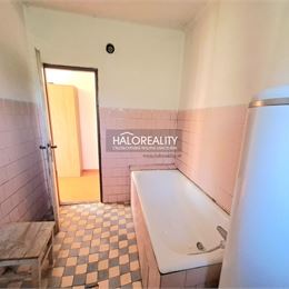 Predaj, rodinný dom Diviacka Nová Ves, Vrbany, pozemok 1044m² - EXKLUZÍVNE HALO REALITY