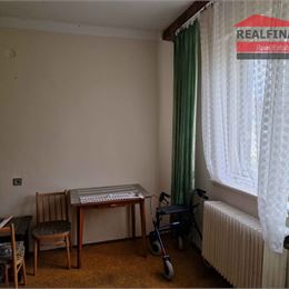 REALFINANC - 100 % Aktuálny Spiegelsal !!! 3 izbový rodinný dom 117 m2, pozemok 581 m2, Trnava Bradlanská