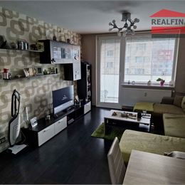 REALFINANC - 100 % Aktuálny !!! 3 izbový byt po kompletnej rekonštrukcii 67,01 m2 + loogia 4 m2 !