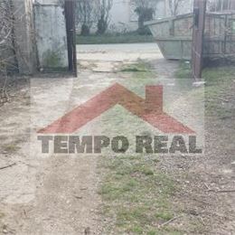   Predáme pozemky v zaujímavej a veľmi dostupnej lokalite - centrum Veľkého Biela (okr. Senec). Sú to
