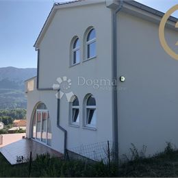 Vila – Baška, 400,12m2