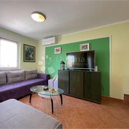 Apartmán 150m od pláže! – Zambratija, Umag, 65m2