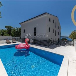 Apartmán 30m od mora – Crikvenica, 144,18m2