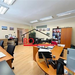 Kancelárske priestory 45 m2 s klimatizáciou, Sabinovská ul., Ružinov - Bratislava II.