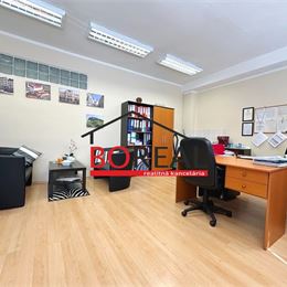 Kancelárske priestory 45 m2 s klimatizáciou, Sabinovská ul., Ružinov - Bratislava II.