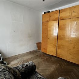 Na predaj bezbariérový 3-izbový byt v pôvodnom stave vo Zvolene, ul. Balkán