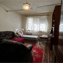 Na predaj bezbariérový 3-izbový byt v pôvodnom stave vo Zvolene, ul. Balkán