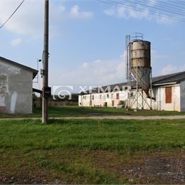 Na predaj poľnohospodárske budovy a pozemky v obci Turá