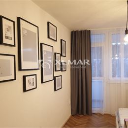Na predaj 3-izbový byt s dvomi loggiami v Banskej Bystrici, ul. ČSA