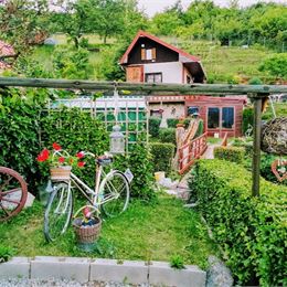 Predaj- záhradná chata Divín- záhradkárska osada