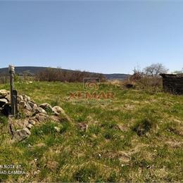 Predaj- st.pozemok 3401m2 so súpisným číslom– Látky- Nový Svet