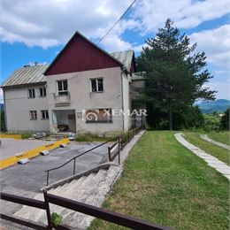 Ponúkame Vám do pozornosti predaj objektu v centrálnej časti obci Kordíky, okres Banská Bystrica
