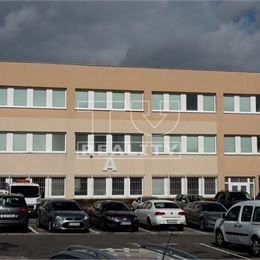 ADMINÍSTRTÍVNA BUDOVA,RUŽINOV,PESTOVATEĽSKÁ,1000m2