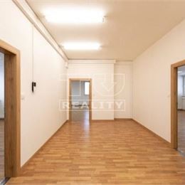 ADMINÍSTRTÍVNA BUDOVA,RUŽINOV,PESTOVATEĽSKÁ,1000m2