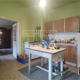 starý rodinný dom na rekonštrukciu, Reca, 756 m2