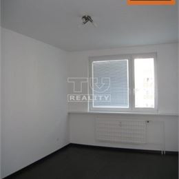 Na predaj novozrekonštruovaný 3-izbový byt na ulici Československých parašutistov, 64 m2