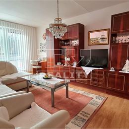TUreality ponúka na predaj 3 izbový byt v okresnom meste Zvolen, 83 m2