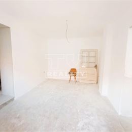 Na predaj rodinný dom v obci Blesovce so záhradou 100 m2