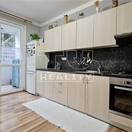 TUreality ponúka na predaj 4 izbový byt v Kremnici s výmerou 84m2 + lodžia