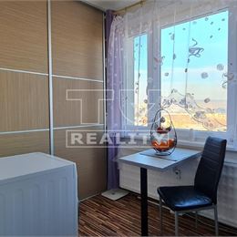 Na predaj 2 izbový byt v okresnom meste Zvolen, 64 m2