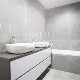TUreality ponúka na predaj 3i byt v centre Zvolena o výmere 71 m² po kompletnej rekonštrukcii