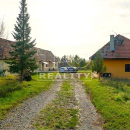 Na predaj romantická vidiecka usadlosť Levice časť Horša