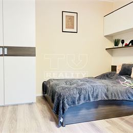 Tureality ponúka na predaj kompletne zrekonštruovaný 1 izbový byt s balkónom vo výbornej lokalite na