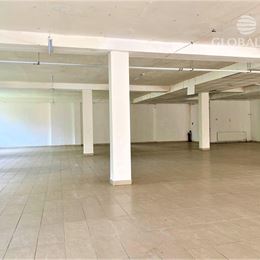 Obchodné priestory v nákupnom centre na Jazere