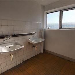 Skladový priestor v podnikateľskom areáli, s celkovou výmerou : 849 m2.