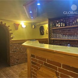 Priestory vhodné na bar alebo predajňu