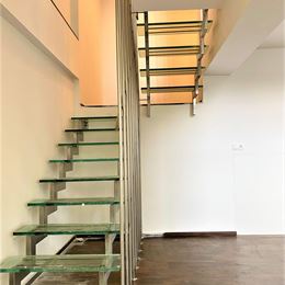 Atraktívna mezonetová kancelária v centre pri Auparku