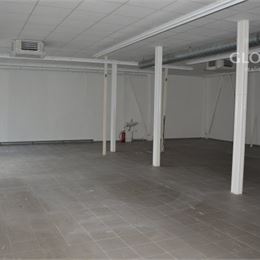 0bchodné priestory 537 m2 - v obchodnom centre na Furči