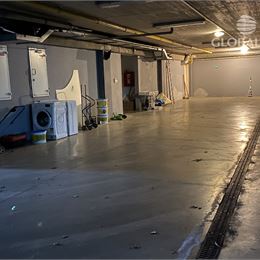 Garáž - 600 m2 - na služby, autodetaling v centre mesta