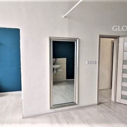 Rekonštruované priestory : 62 m2, vhodné na služby v OC na Terase