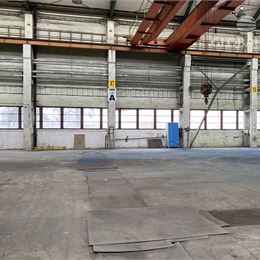 Výrobné a skladovacie priestory - 4000 m2