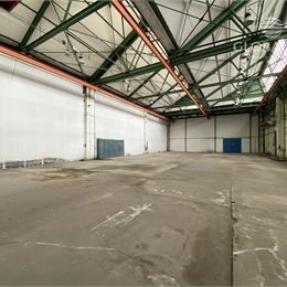 Prenájom - samostatná hala 720 m2